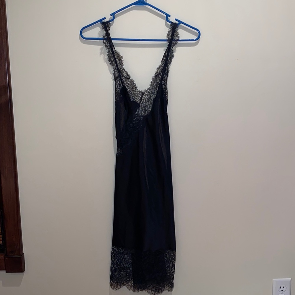 NWOT Black Victoria’s Secret Chemise/Slip